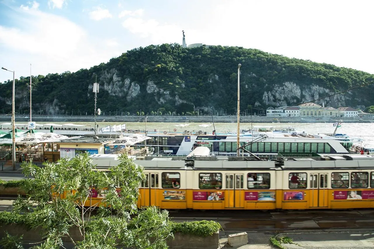 Pelicanstay At Riverside Danube Budapest 0*,  Magyarország